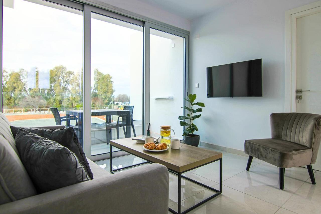 Phaedrus Living - Seaside Executive Flat Harbour 205 Leilighet Paphos Eksteriør bilde