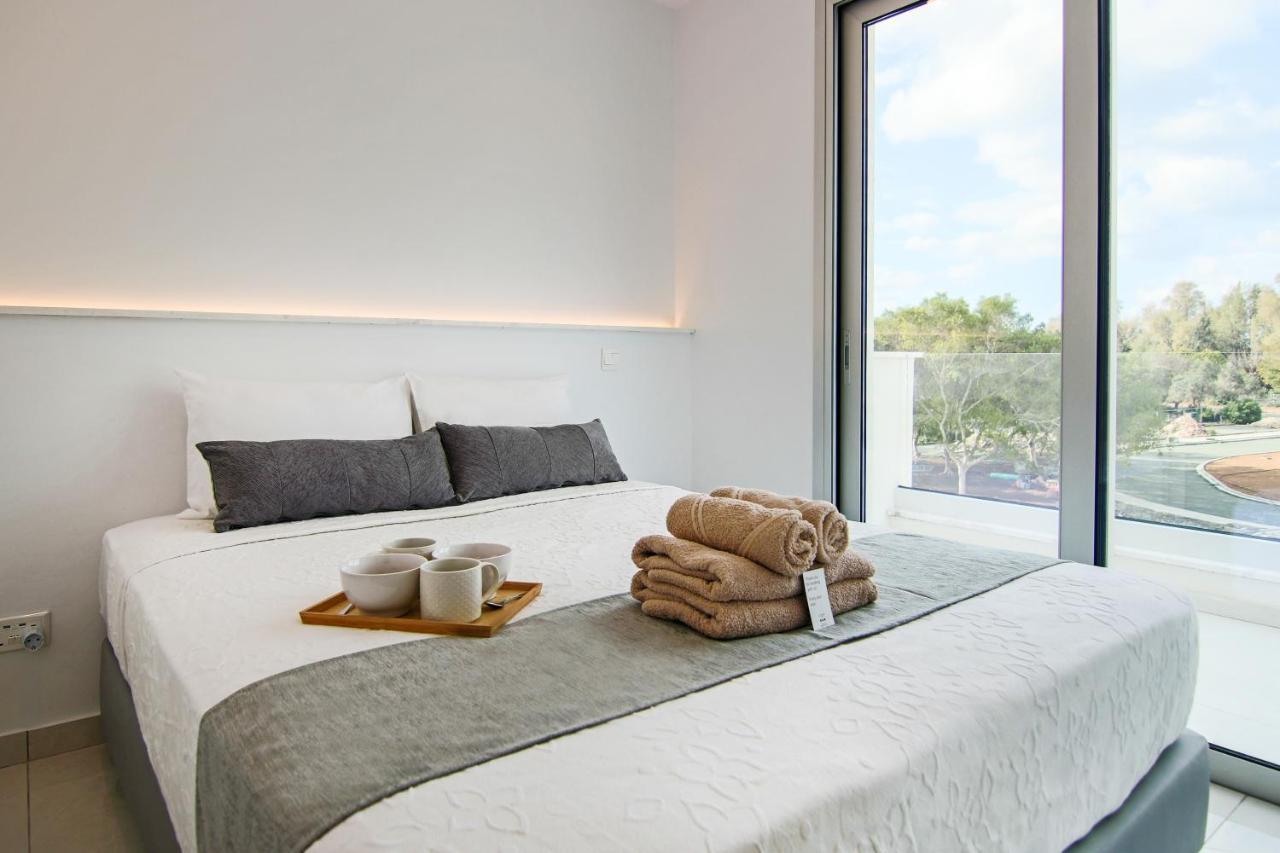 Phaedrus Living - Seaside Executive Flat Harbour 205 Leilighet Paphos Eksteriør bilde